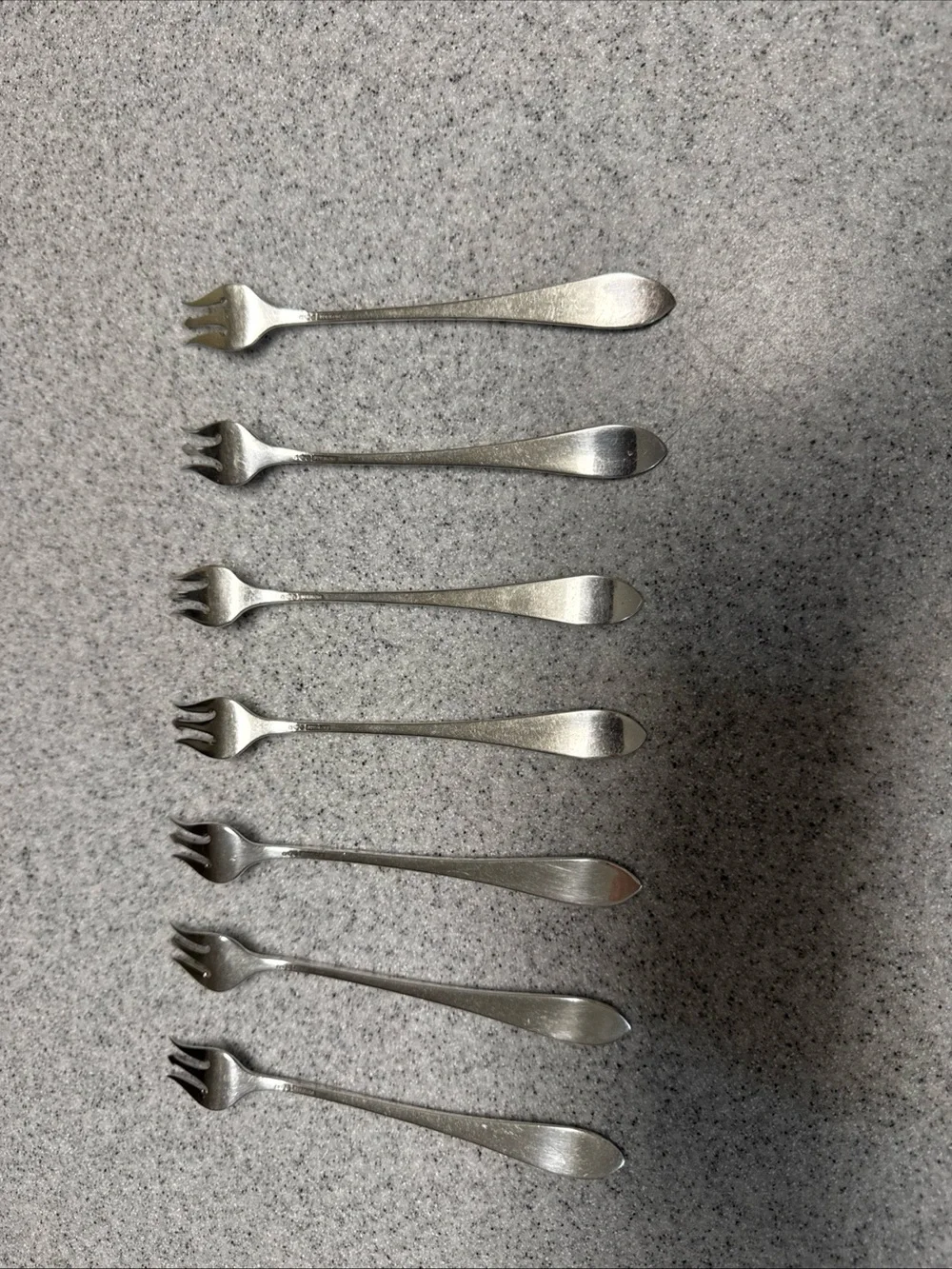 Faneuil By Tiffany Antique Oyster Forks (set of 7) Sterling Silver Monogram